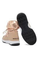 Insulated snowboots Moon Boot 	pink gold	