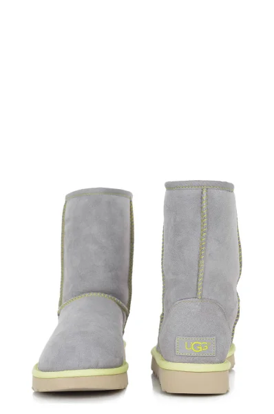Classic Boots UGG ash gray