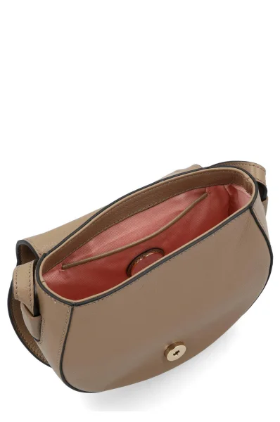 Leather messenger bag Clementine Soft Coccinelle brown