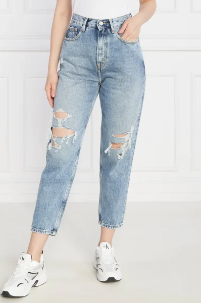Tommy Jeans MOM UHR - Relaxed fit jeans - denim medium/blue denim
