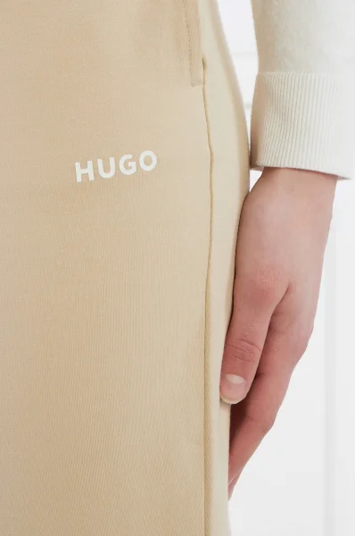 Спортивні штани SHUFFLE PANTS | Regular Fit Hugo Bodywear світло-коричневий 
