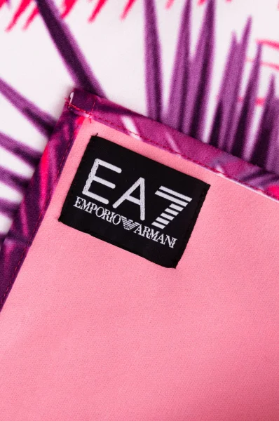 Ręcznik EA7 różowy
