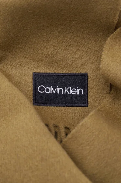 Wełniany szal CLASSIC Calvin Klein brązowy