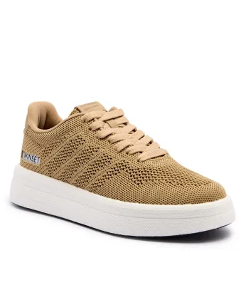 Sneakersy