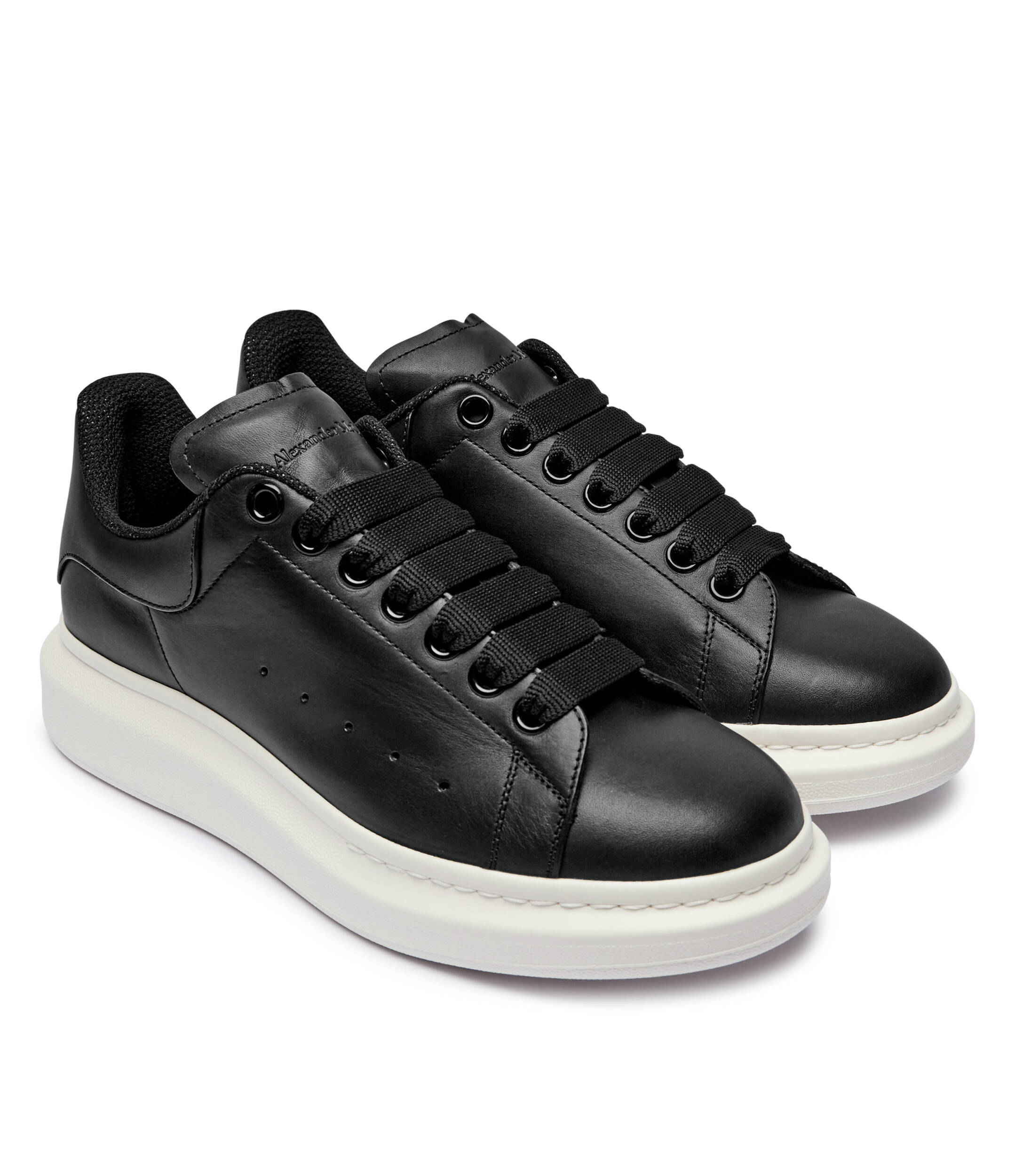 スニーカー alexander mcqueen Black leather sneakers (553770WIAIG 1002) ALEXANDER MCQUEEN Чорні кросівки OVERSIZED