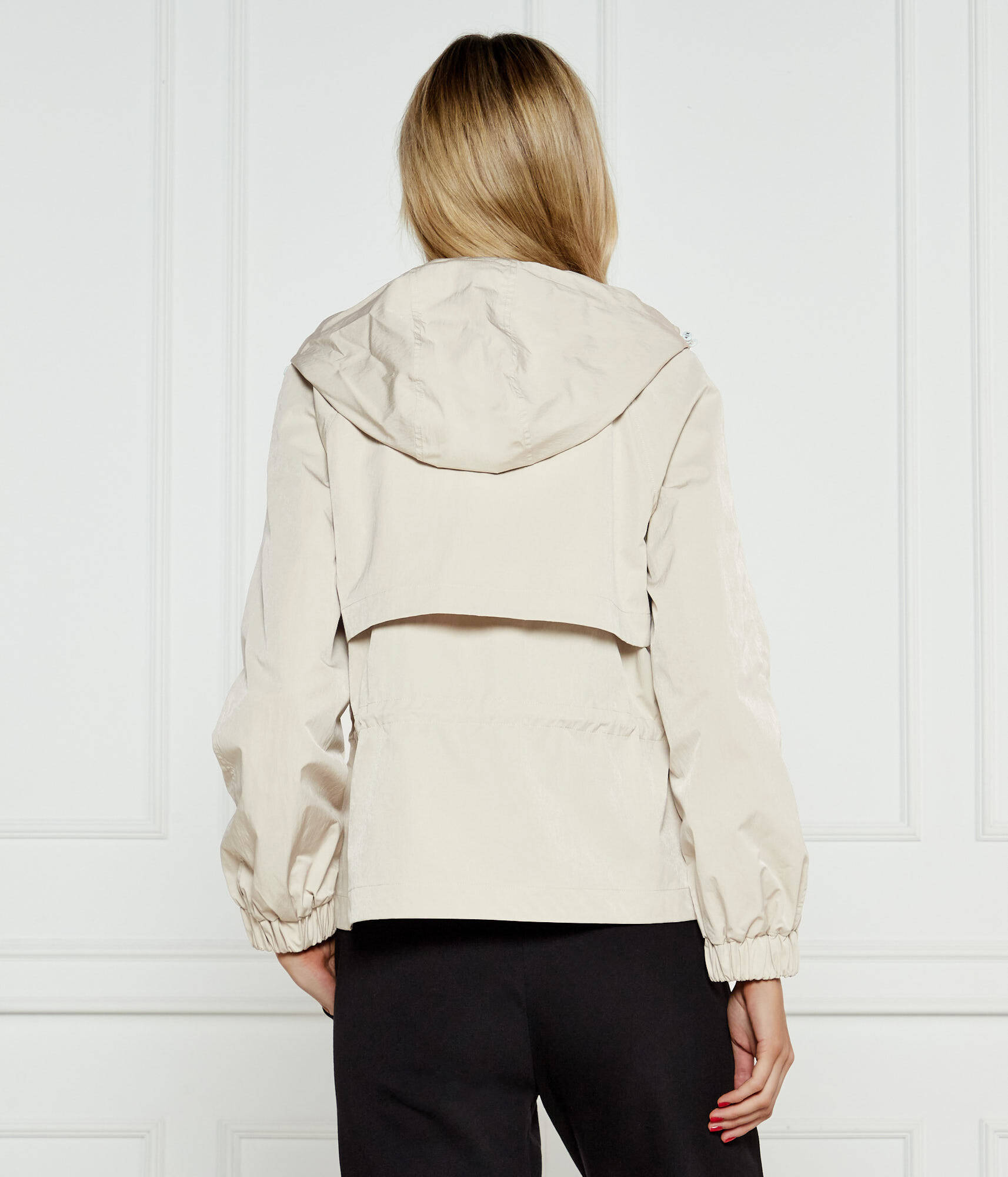 ジャケット ARMANI EXCHANGE Woman Jacket Beige XW000216AF10853 U1095 Jacket Armani Exchange | Regular Fit | color Beige | Gomez.pl/en