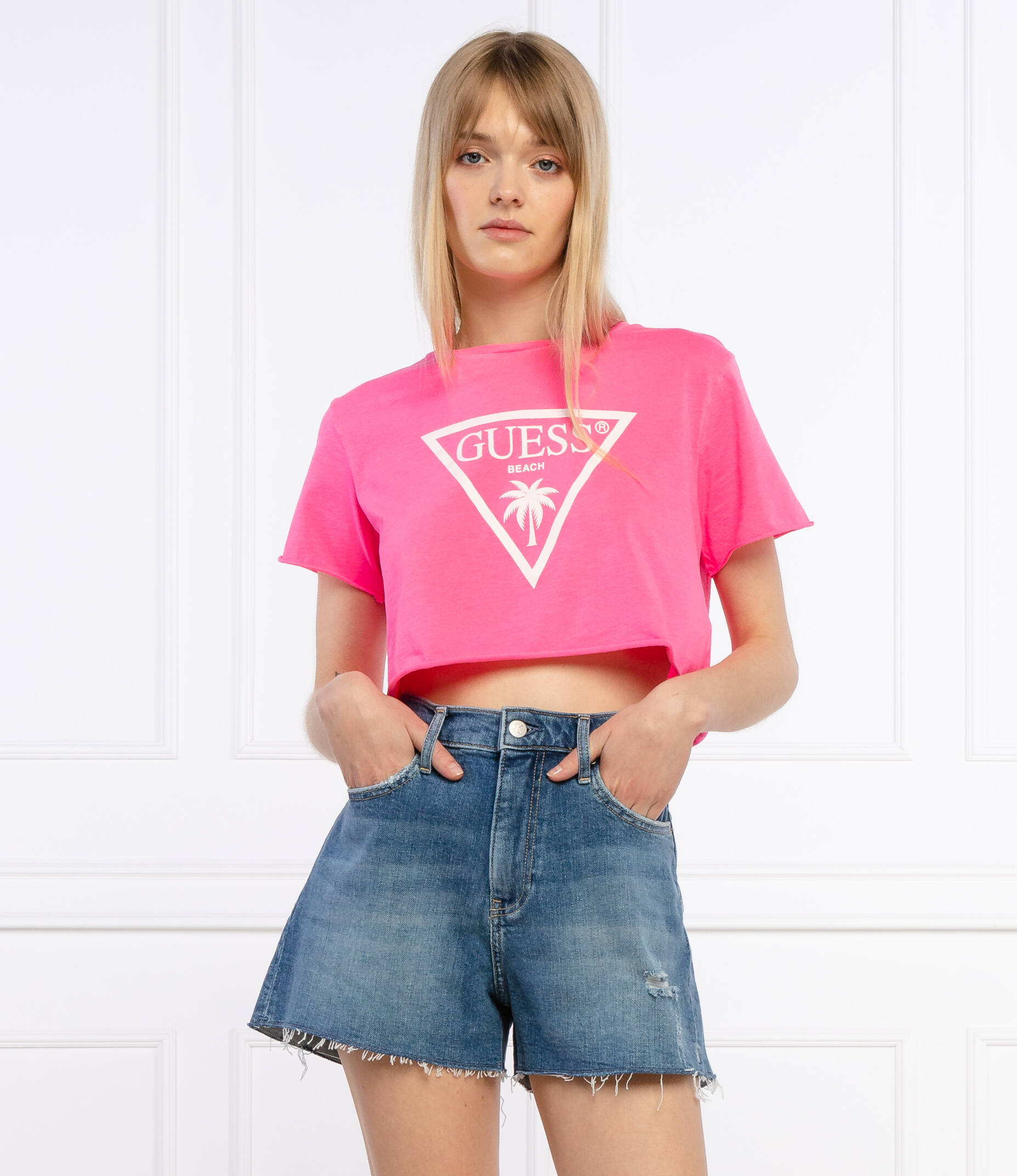 T shirt Cropped Fit Guess Pink Gomez.pl en